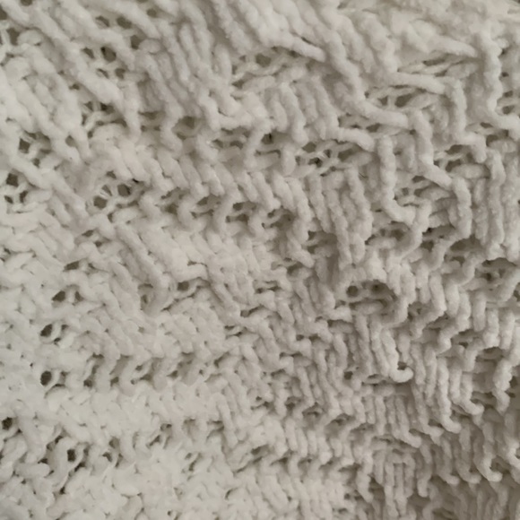 Super soft Knit sweater - Picture 2 of 2
